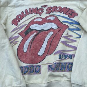 Yellow Rolling Stones sweatshirt